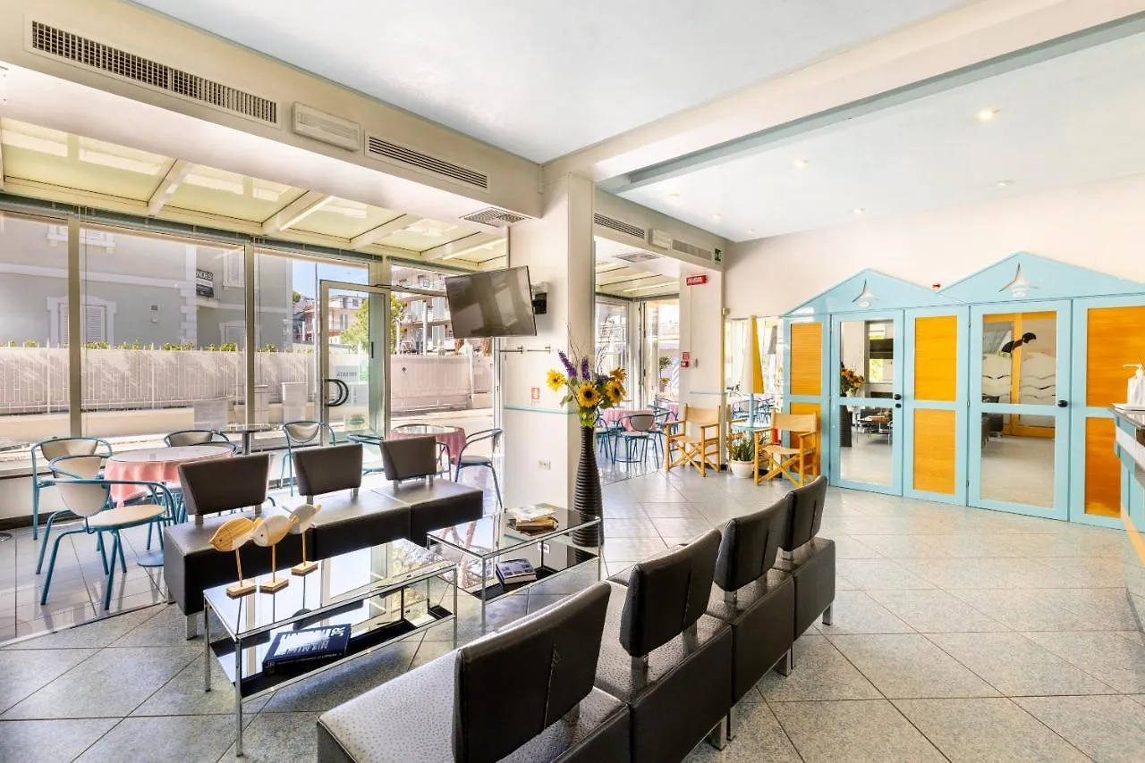 Hotel Caprice B&B - In Centro A Riccione