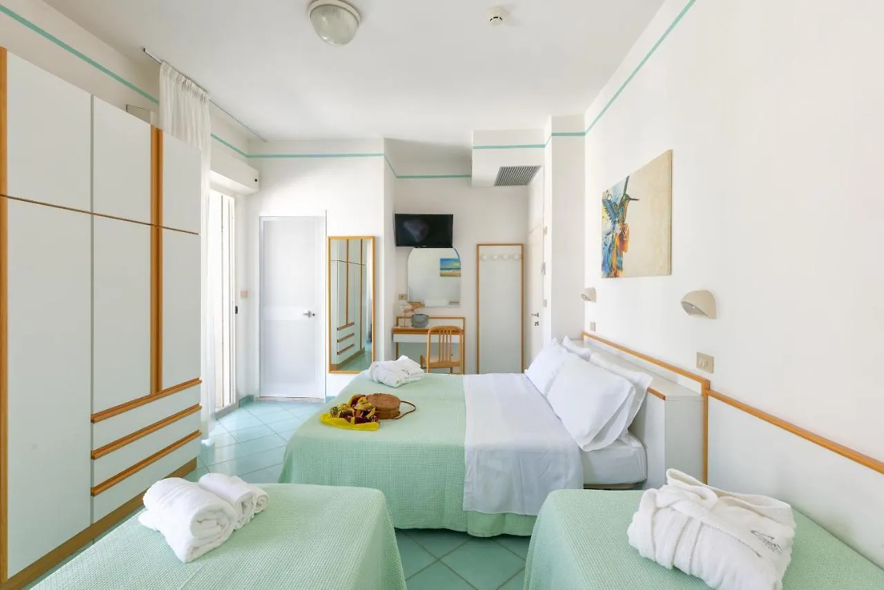 Hotel Caprice B&B - In Centro A Riccione