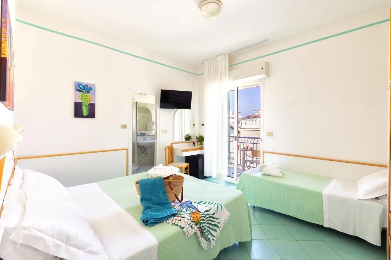 Hotel Caprice B&B - In Centro A Riccione