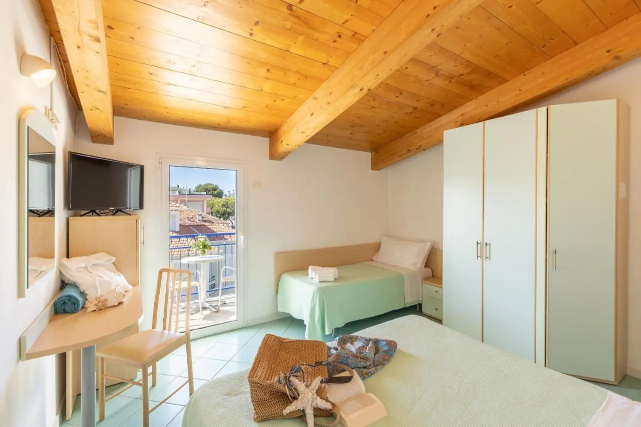 Hotel Caprice B&B - In Centro A Riccione