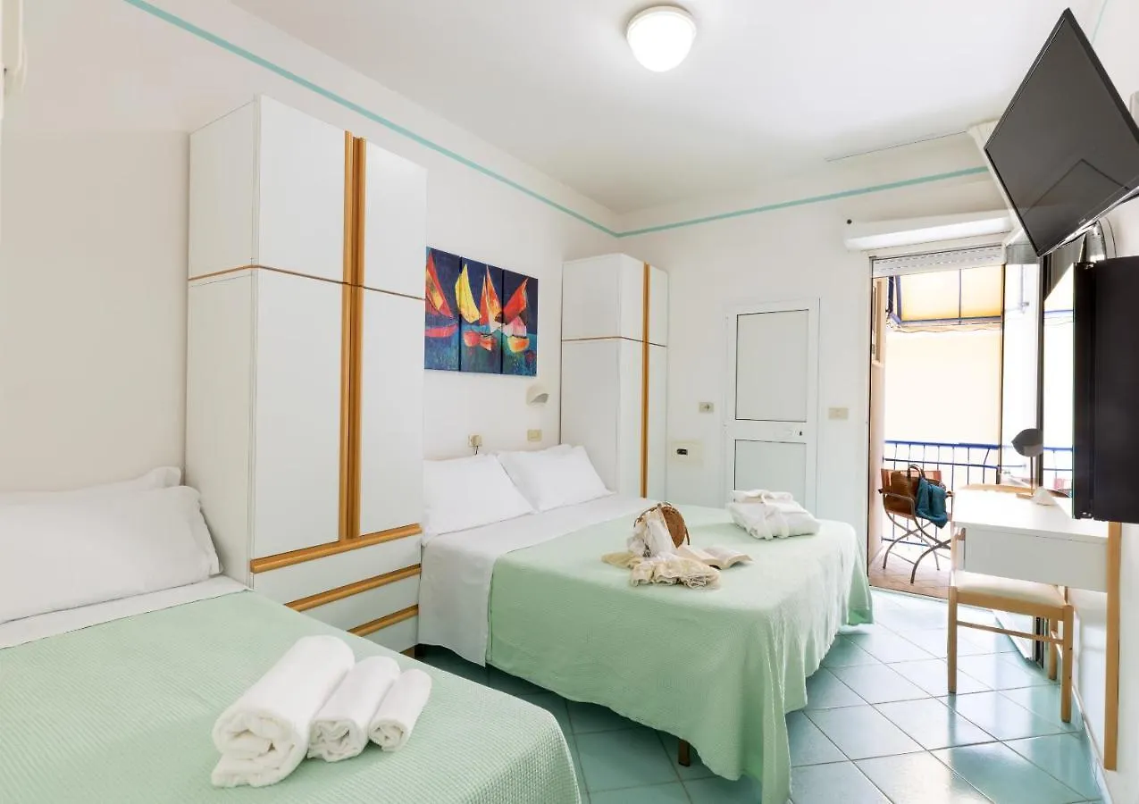 Hotel Caprice B&B - In Centro A Riccione
