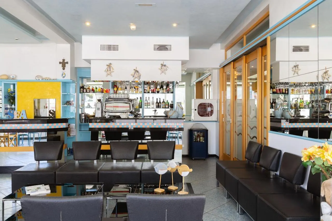 ***  Hotel Caprice B&B - In Centro A Riccione Italy