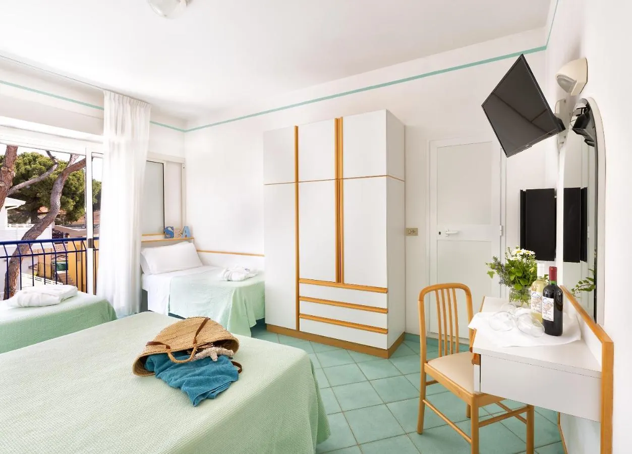 Hotel Caprice B&B - In Centro A Riccione
