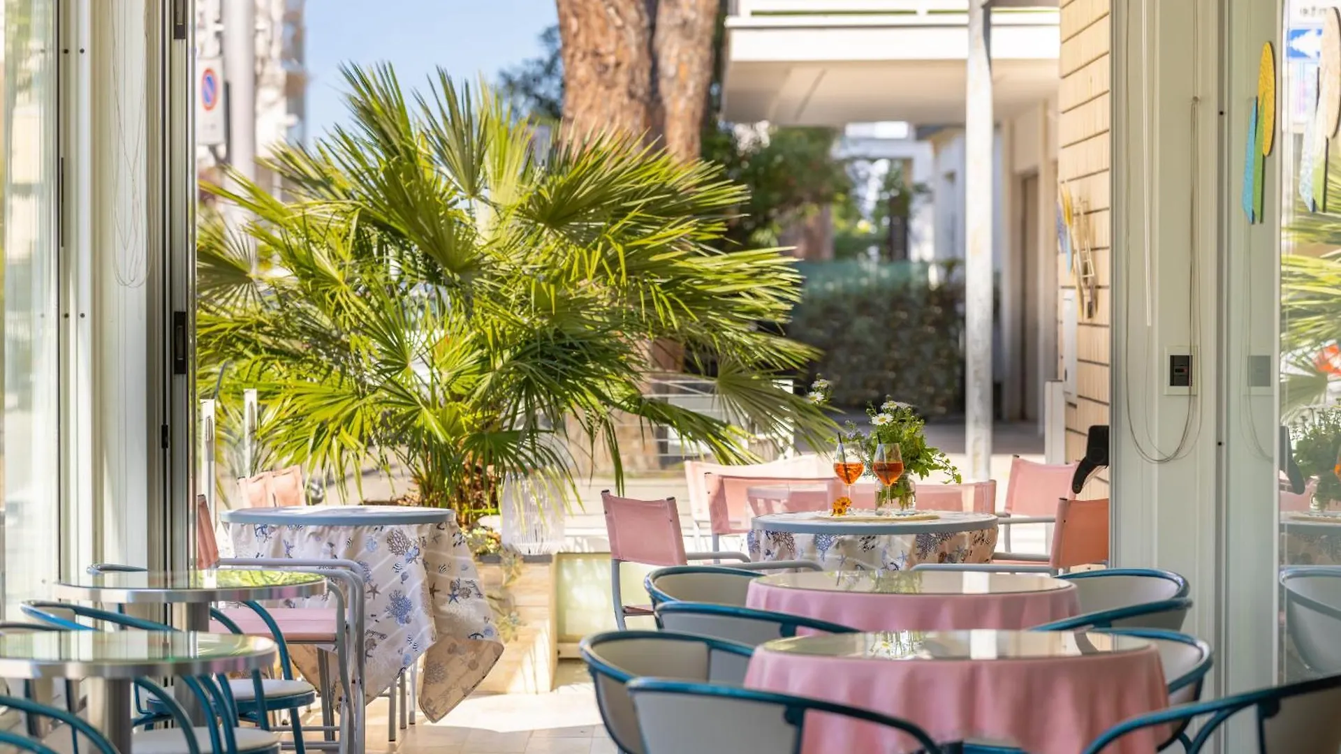 Hotel Caprice B&B - In Centro A Riccione Italy